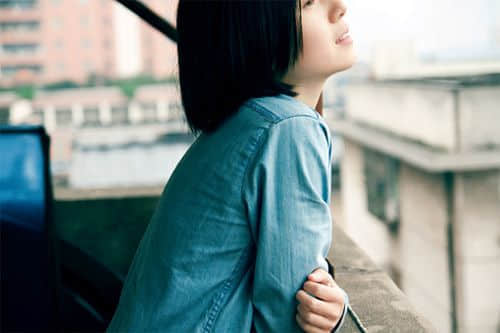 Ů˸е˵˵