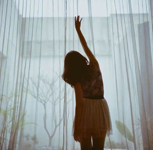 Ů˿һеĸǩ