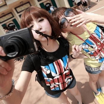 C9`7QZA97[J`R)@39~}2TYM.png